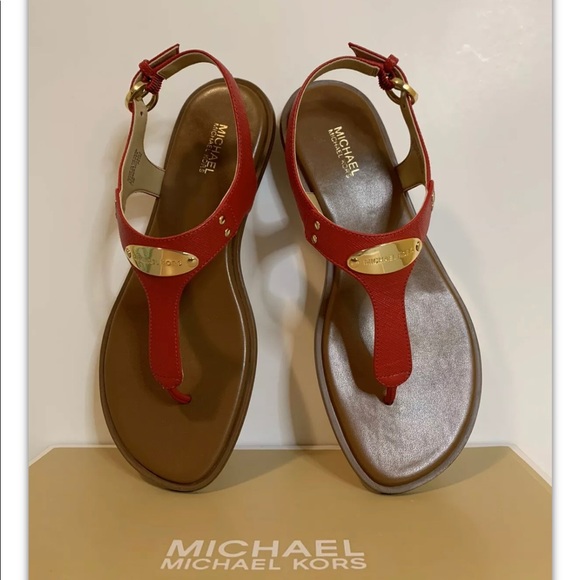 Brand New Michael Kors Plate Thong Sandals - Picture 5 of 10
